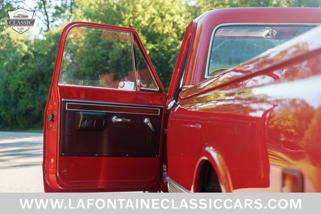 Used 1970 Red Chevrolet  image 52