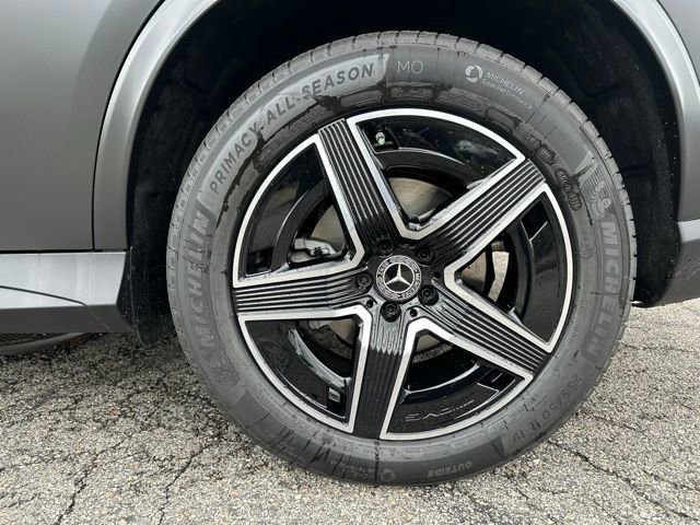 New 2026 MANUFAKTUR exclusive graphite grey magno Mercedes-Benz GLC 300 image 49