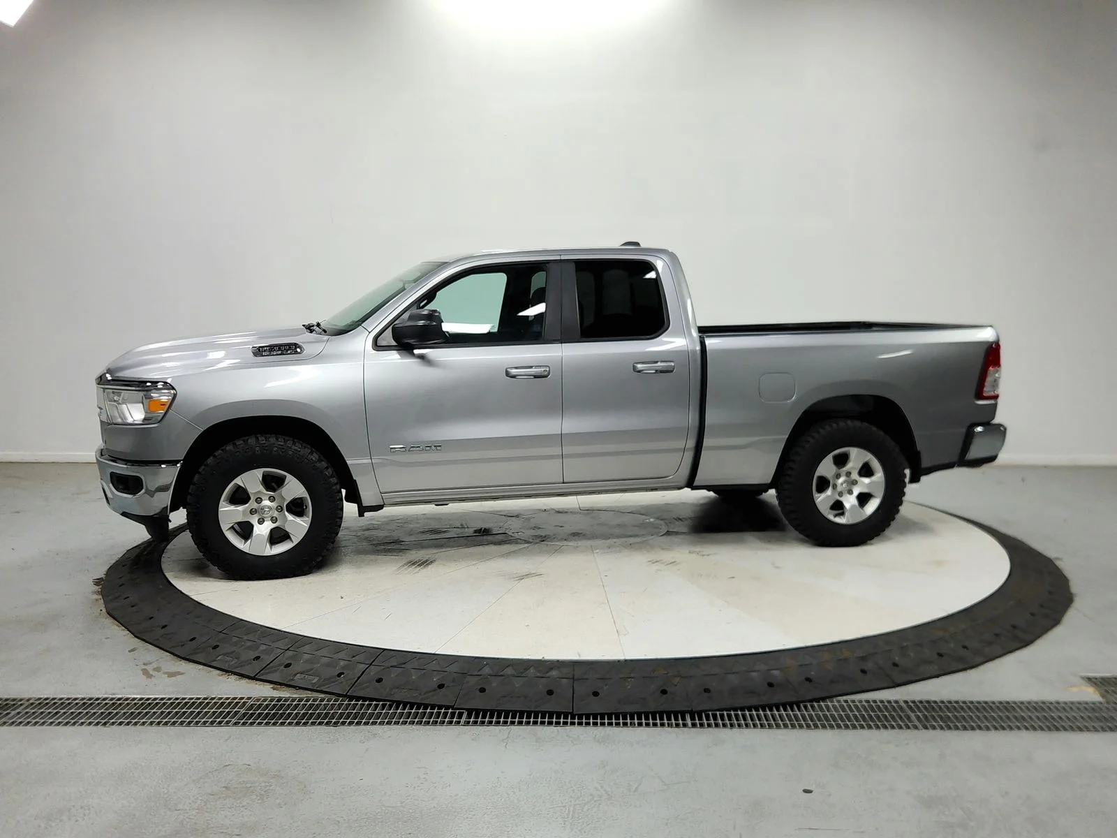 Used 2021 Silver Ram Big Horn/Lone Star image 5