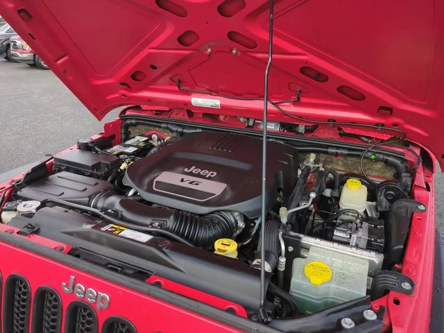 Used 2016 Red Jeep Unlimited Sport image 33