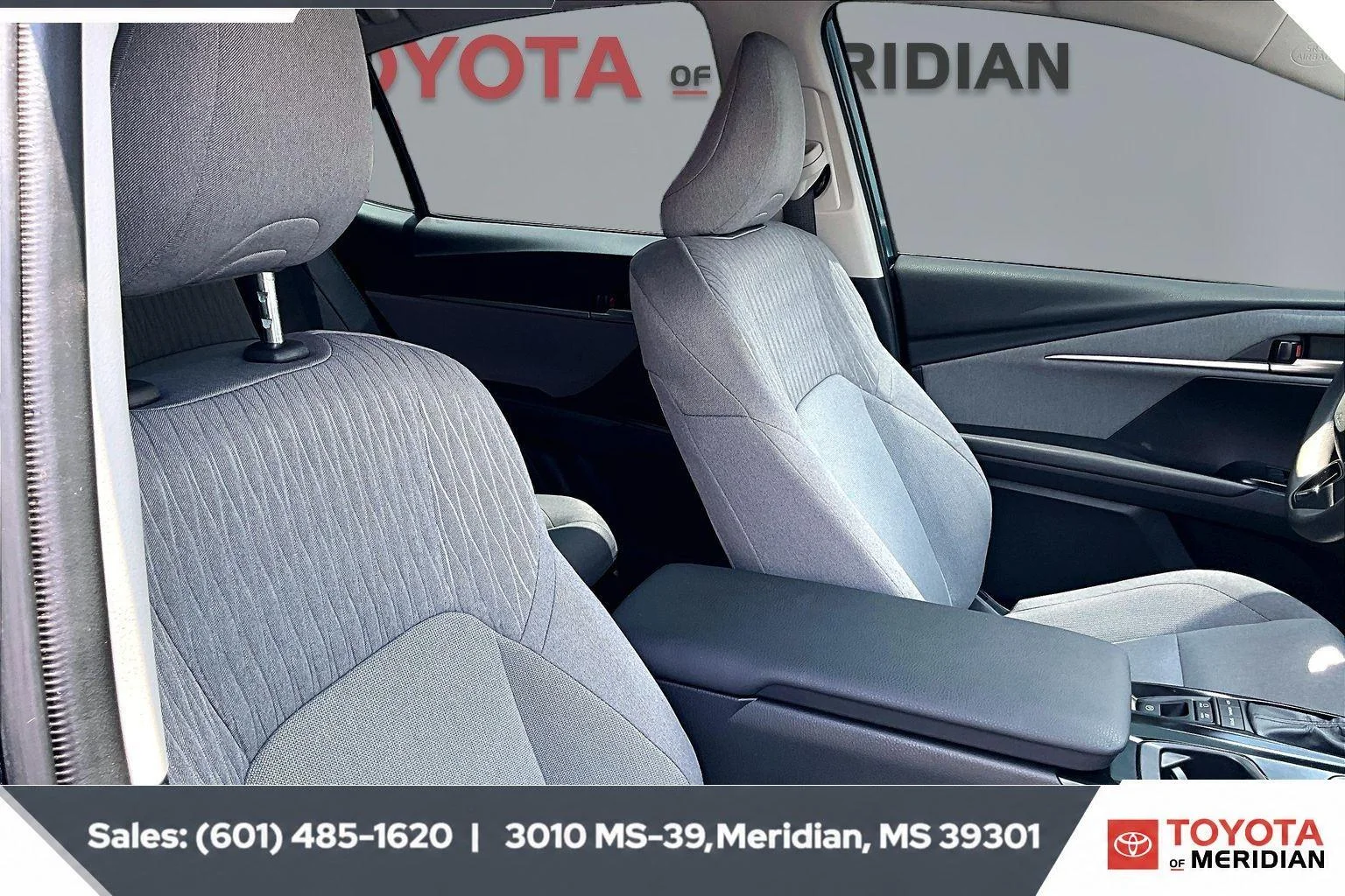 Used 2025 Ocean Gem Toyota LE image 6