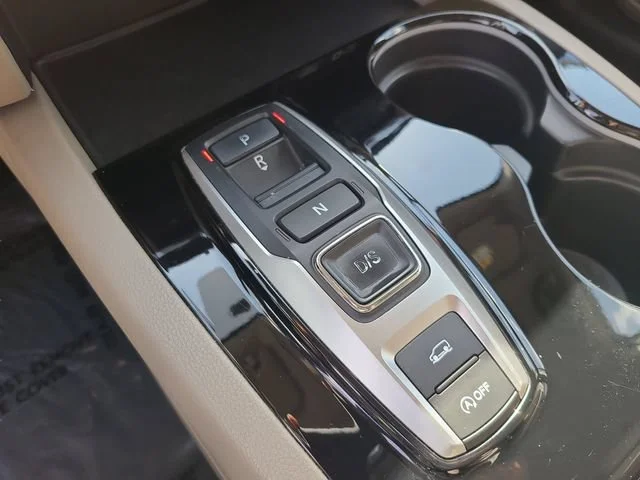 Used 2019 White Honda Touring 7-Passenger image 35