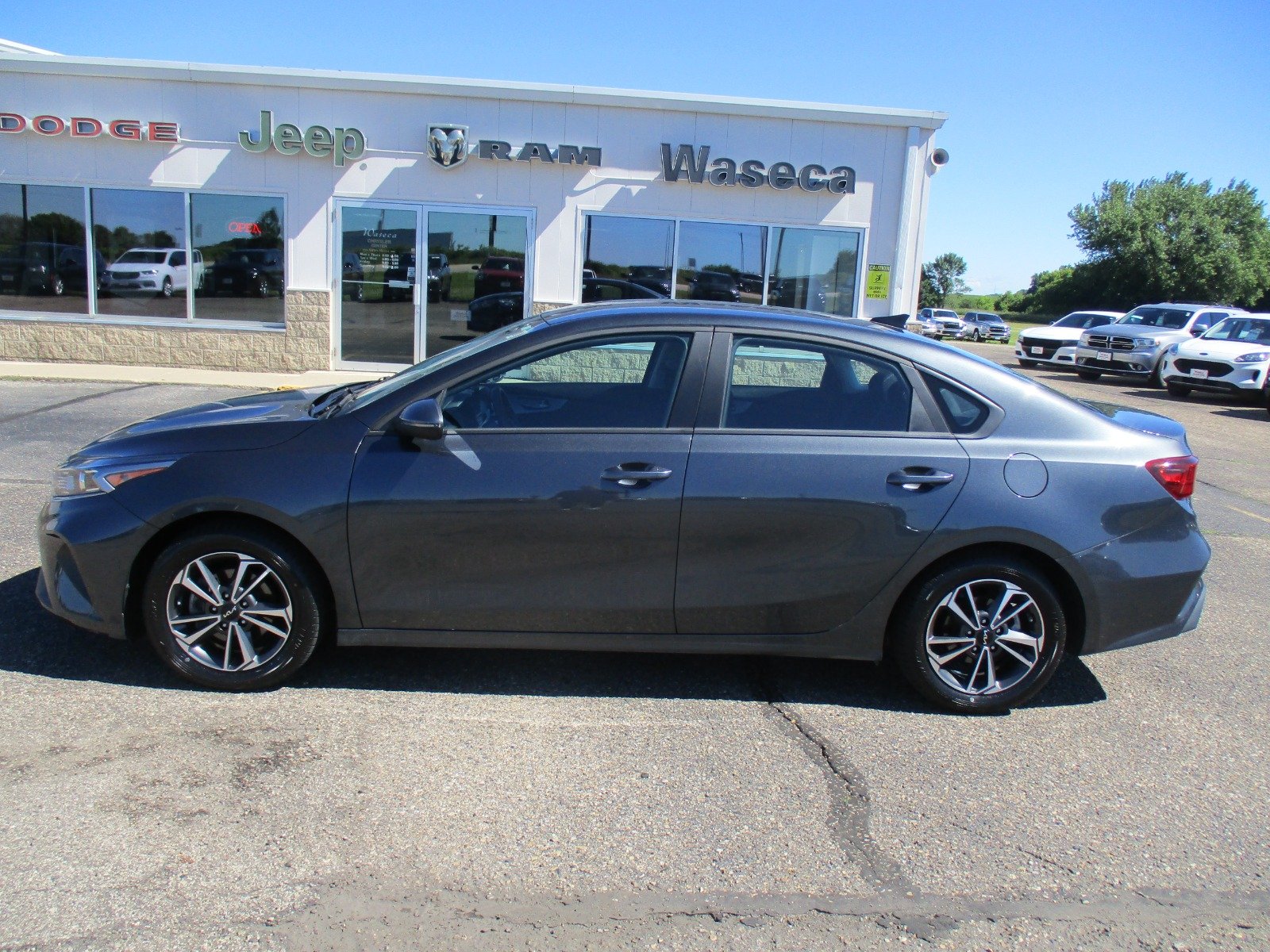 Used 2024 Kia Forte LXS with VIN 3KPF24AD2RE838161 for sale in Waseca, Minnesota