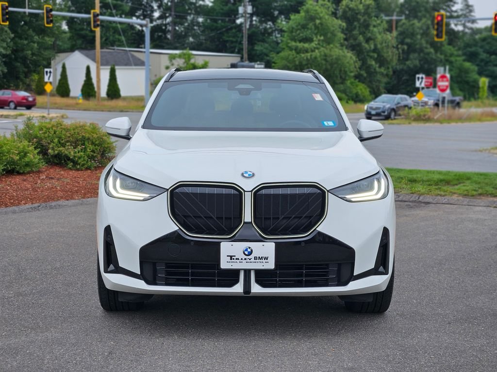 Used 2026 Alpine White BMW 30 xDrive image 2