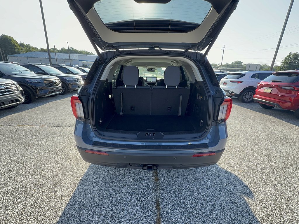 New 2026 Vapor Blue Metallic Ford Active image 5