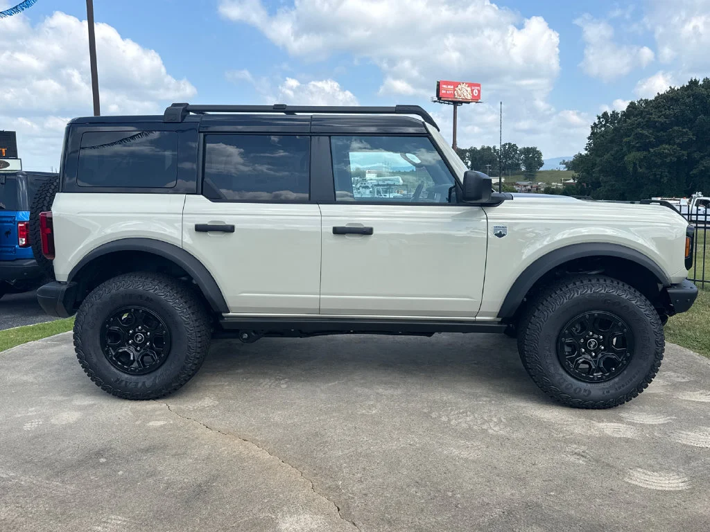 New 2026 Beige Ford Big Bend image 8