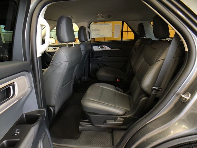 New 2026 Carbonized Gray Metallic Ford Active image 19