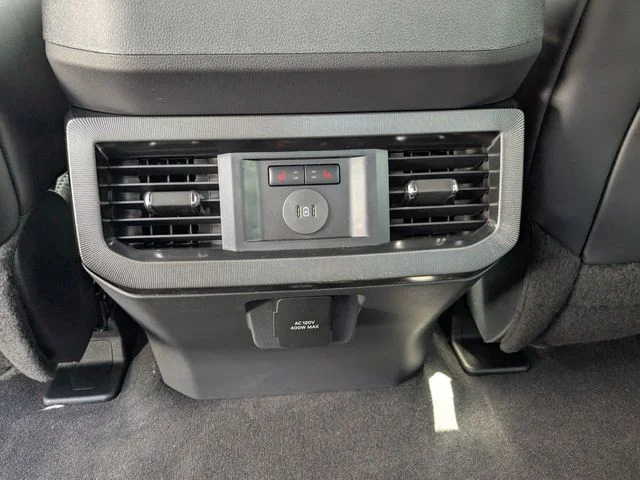 New 2026 Agate Black Metallic Ford F-350® Platinum® image 17