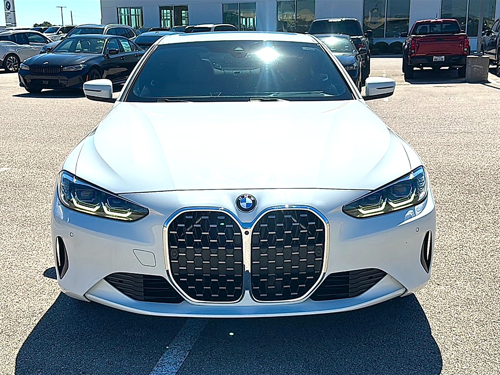 Used 2024 Alpine White BMW  image 11