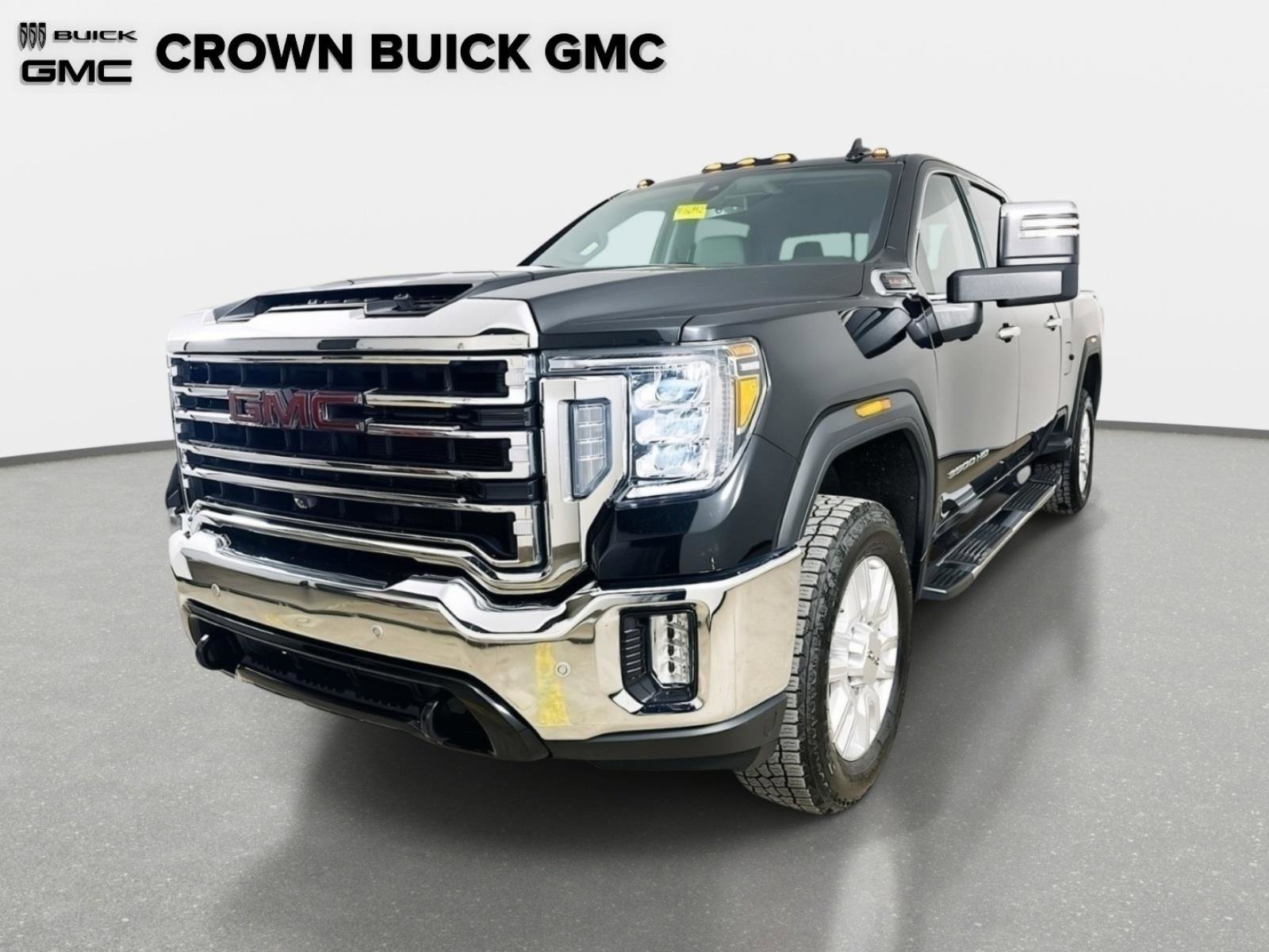 2022 GMC Sierra 4WD Crew Cab Standard Box SLT's photo