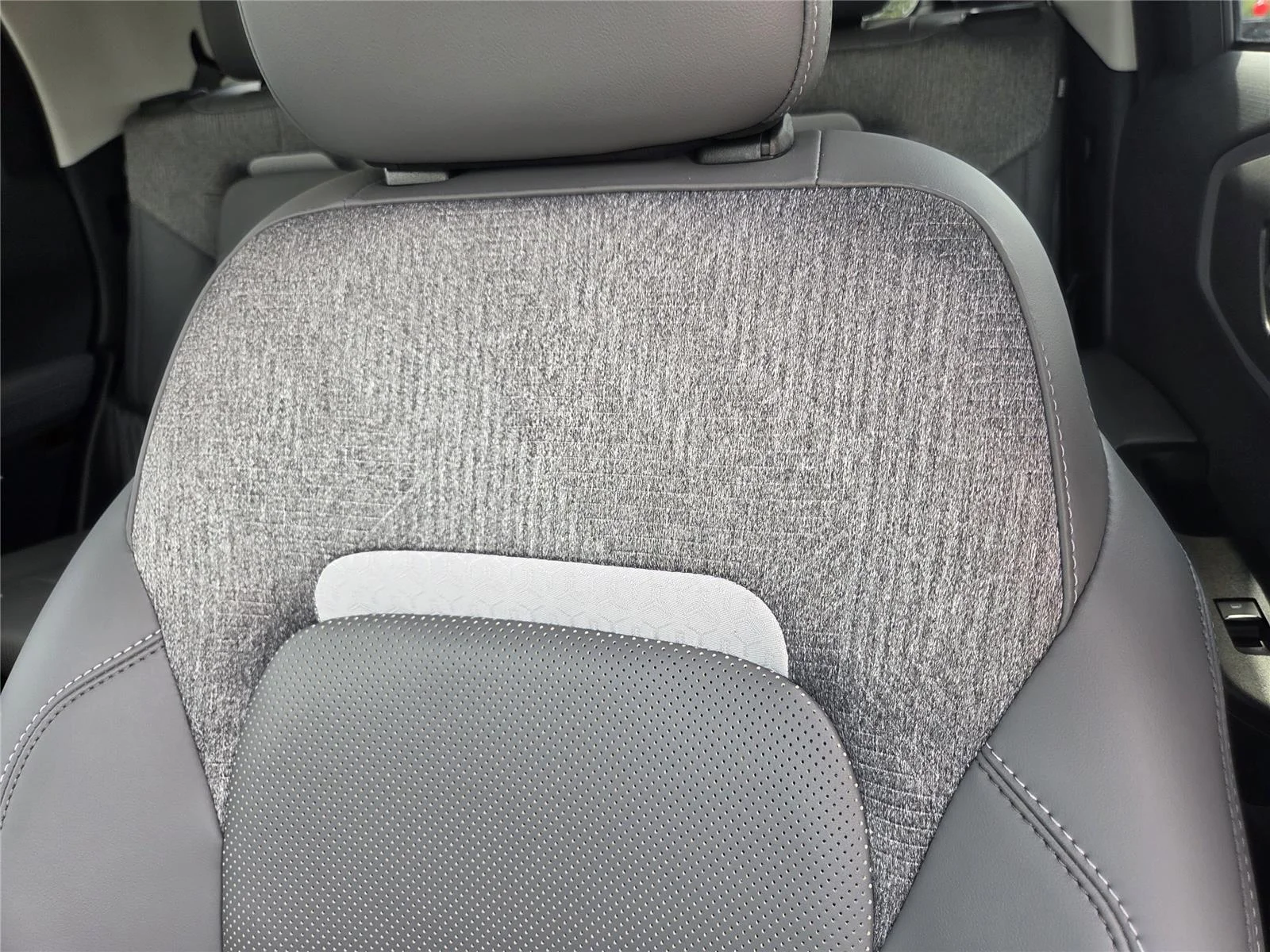 Used 2025 Desert Sand Ford Badlands image 19