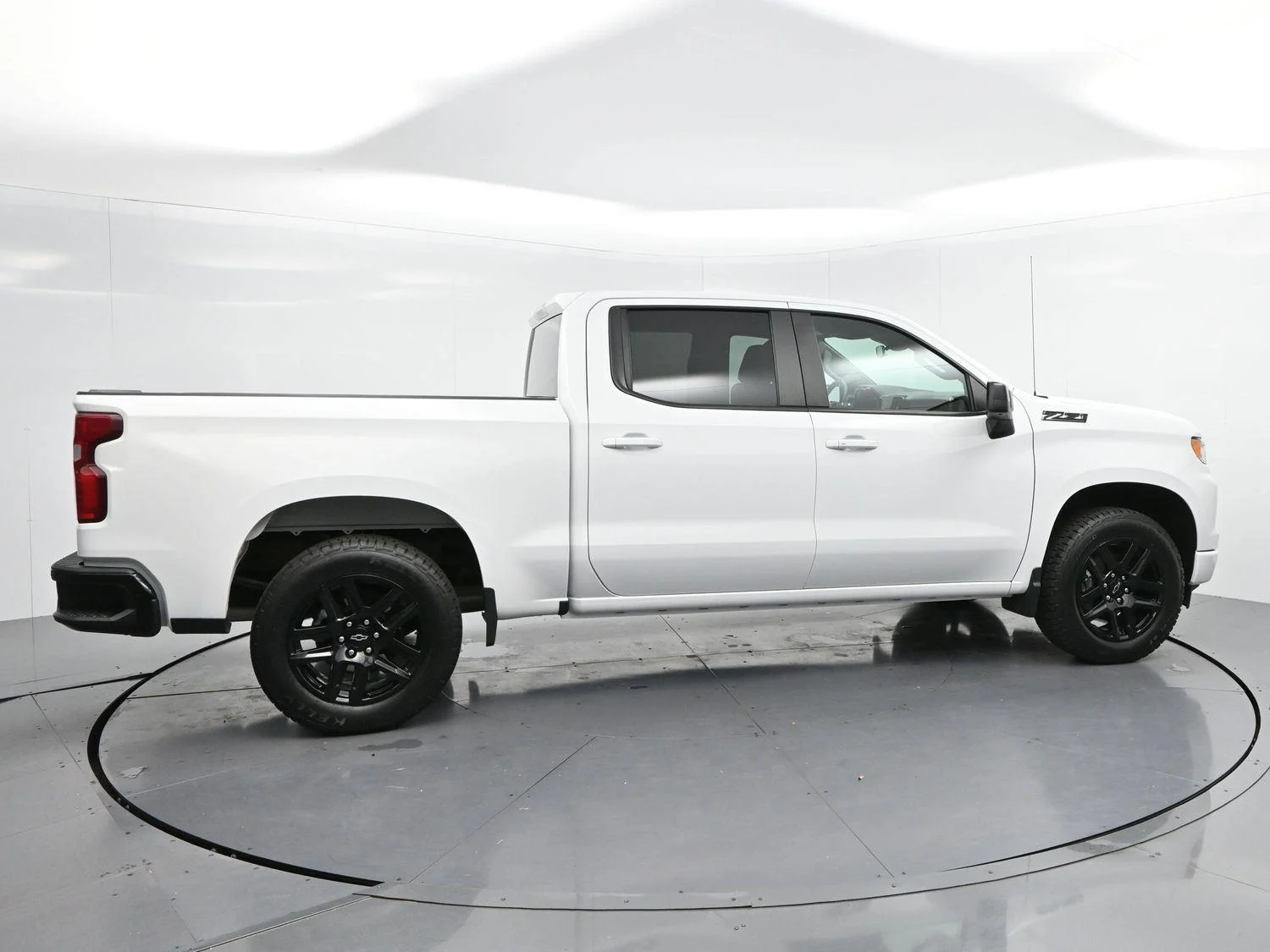 Used 2023 Summit White Chevrolet RST image 8