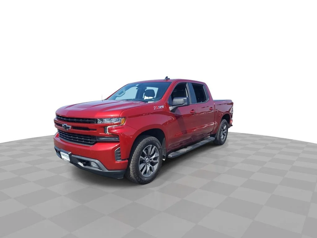 Used 2021 CHERRY RED TINTCOAT Chevrolet RST image 2