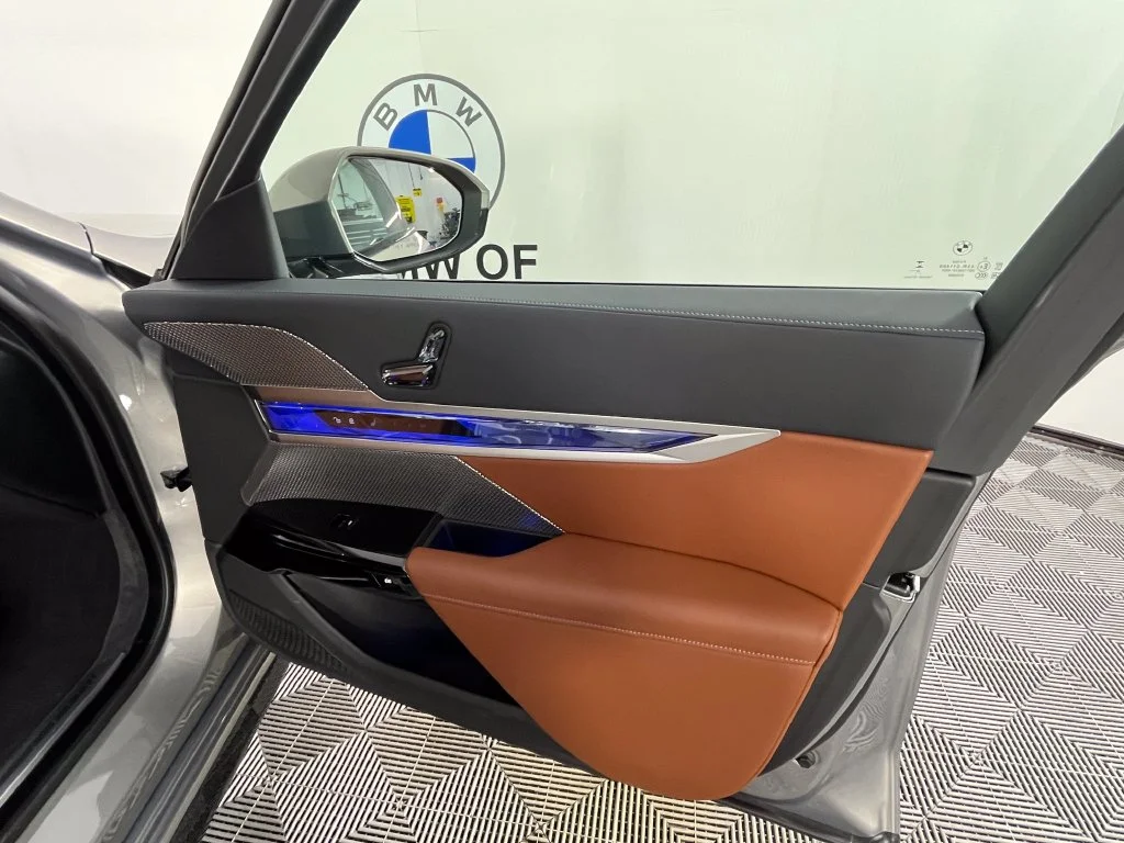 Used 2026 Gray Metallic BMW 740i xDrive image 22