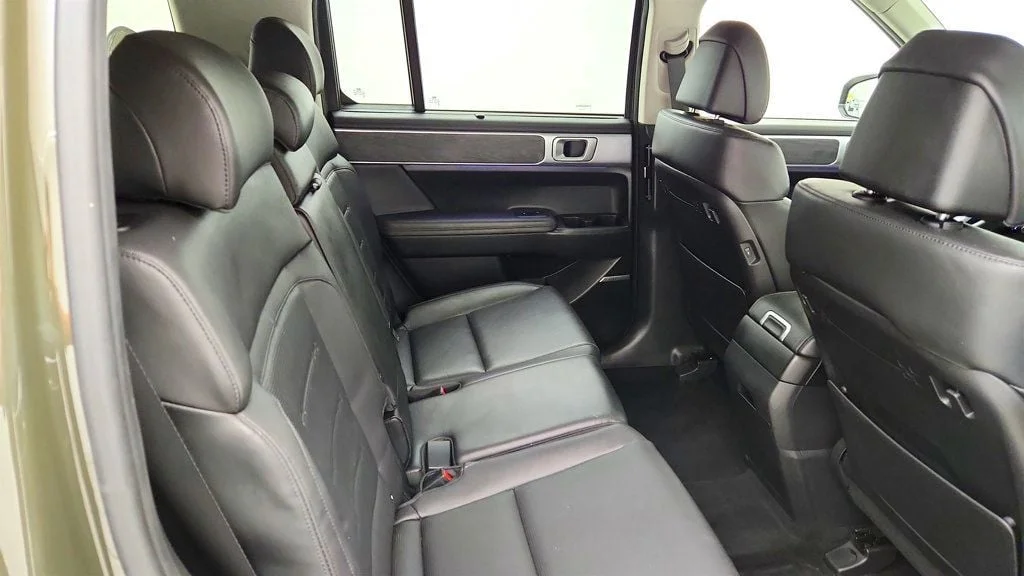 Used 2024 Rockwood Green Hyundai Limited FWD image 23
