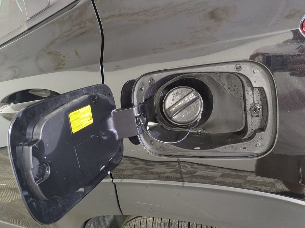 Used 2025 Black Chevrolet LT image 18