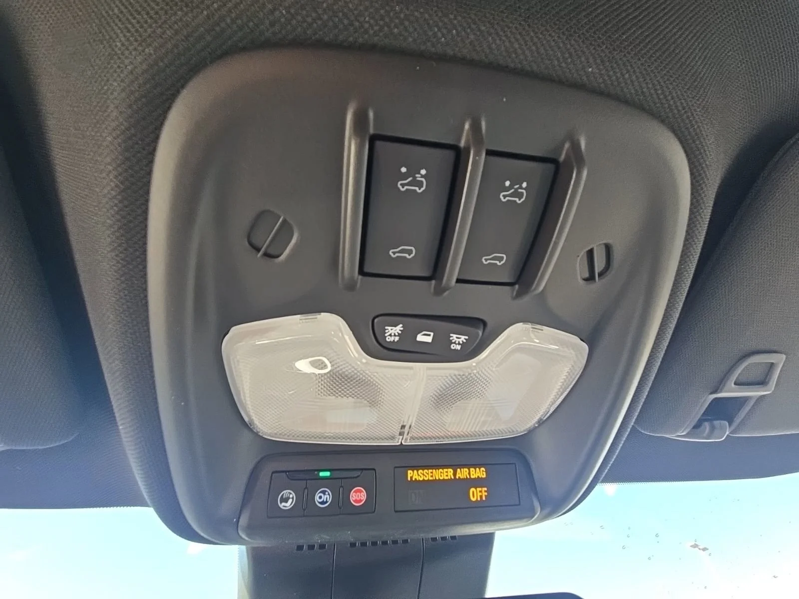2026 GMC Canyon AT4X - Photo 32
