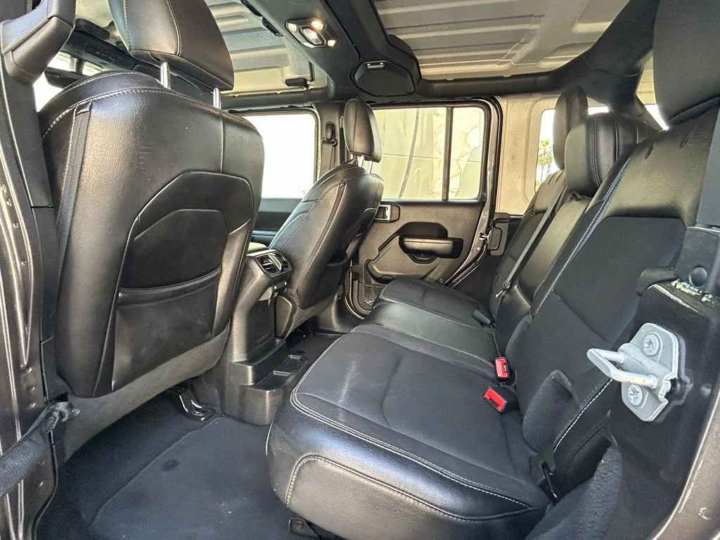 Used 2021 Gray Jeep Unlimited Sport image 37