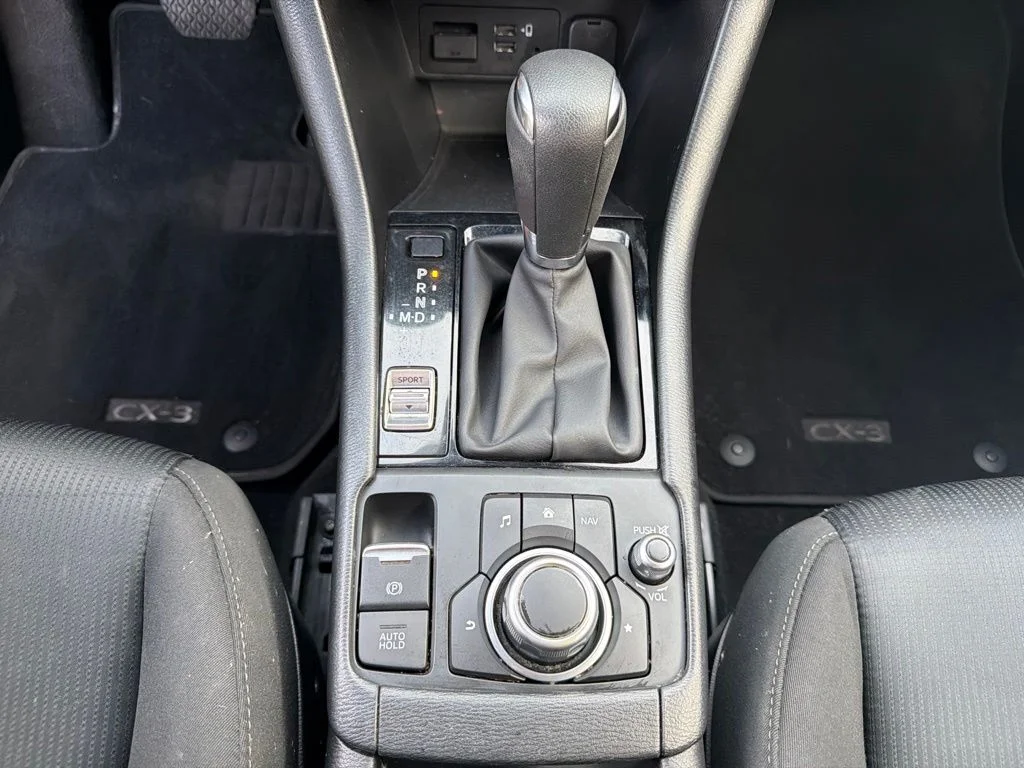 Used 2021 White Mazda Sport image 16