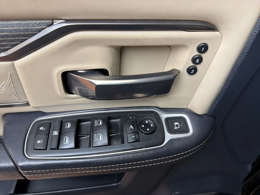 Used 2019 Diamond Black Crystal Pearlcoat Ram Limited image 21