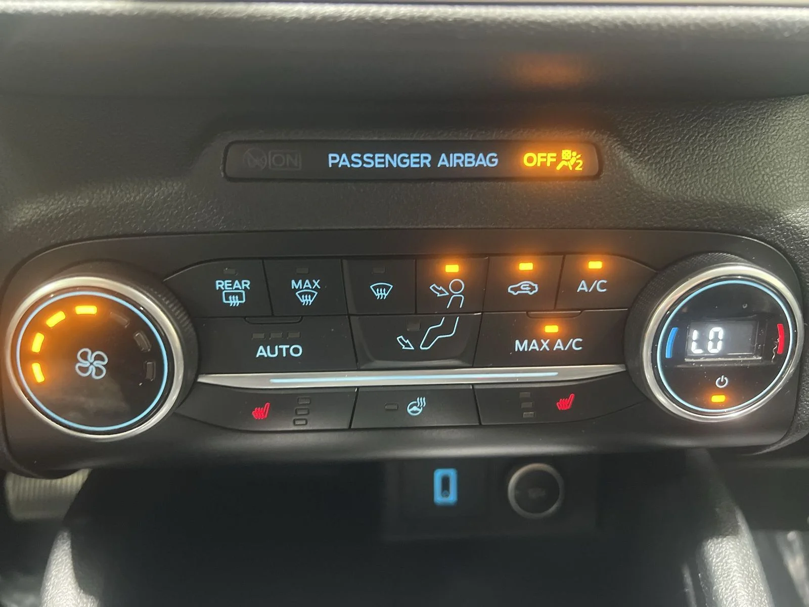 2020 Ford Escape SEL - Photo 18