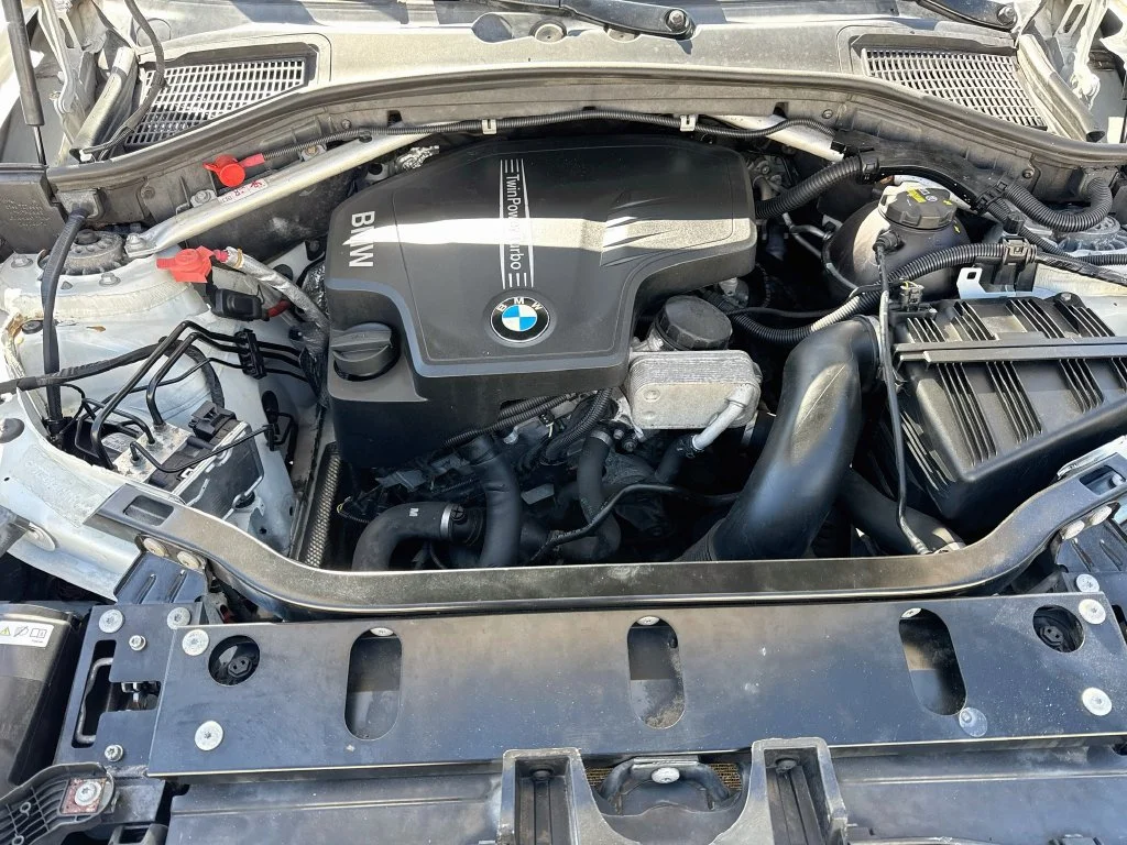 Used 2016 White BMW xDrive28i image 40