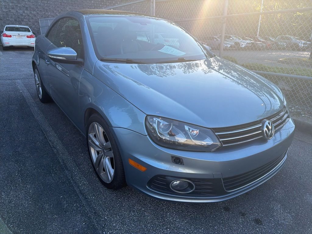 Used 2012  Volkswagen Executive Edition image 4