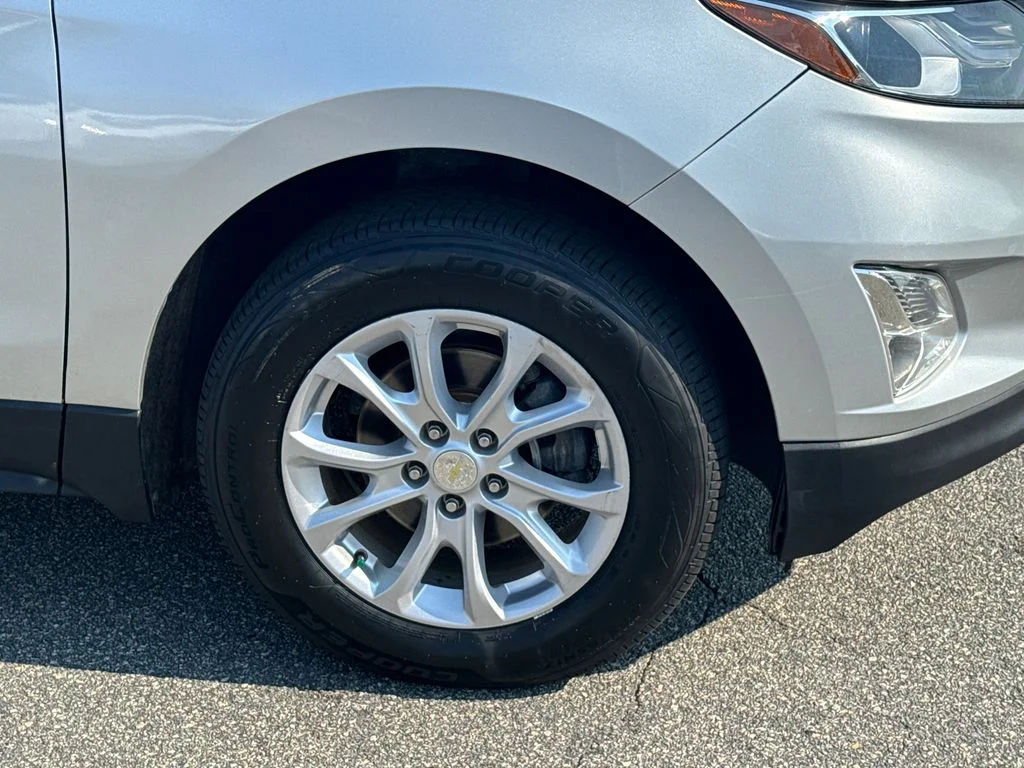 2021 Chevrolet Equinox LT - Photo 12