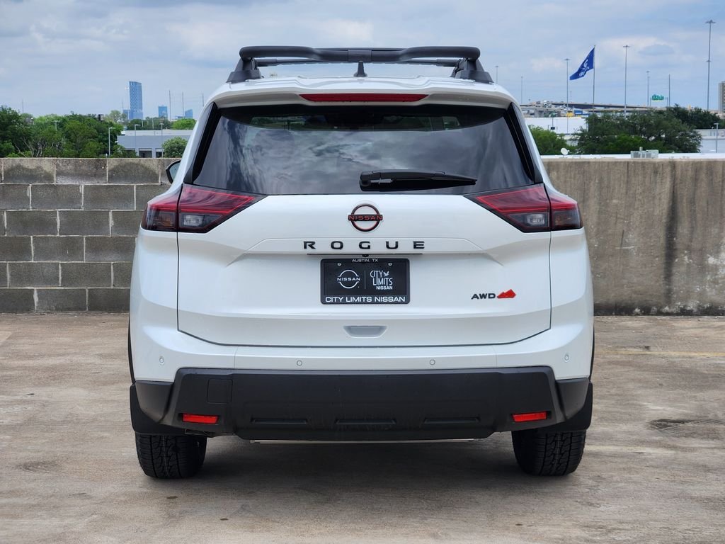 New 2026 Everest White Pearl TriCoat Nissan Rock Creek® image 6