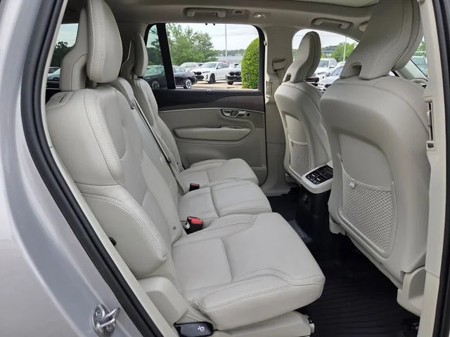 Used 2023 Silver Volvo Ultimate image 21