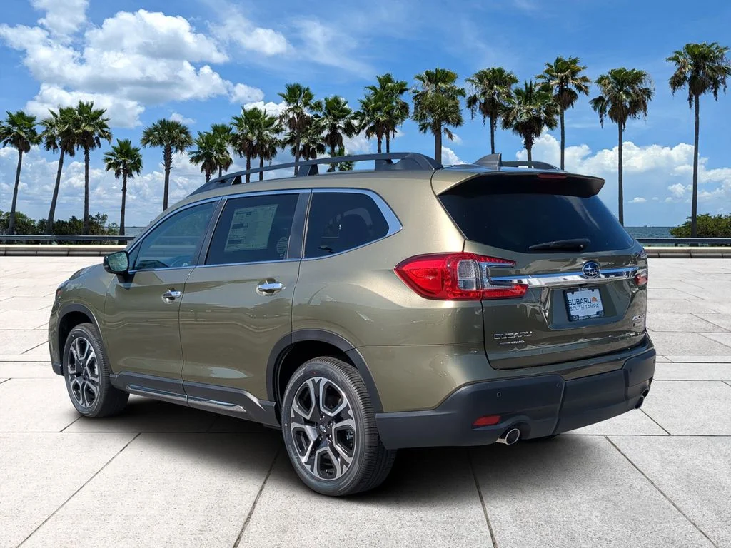 New 2026 AUTUMN GREEN METALLIC Subaru Touring 7-Passenger image 5