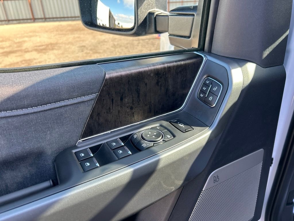 New 2026 Oxford White Ford Lariat image 13