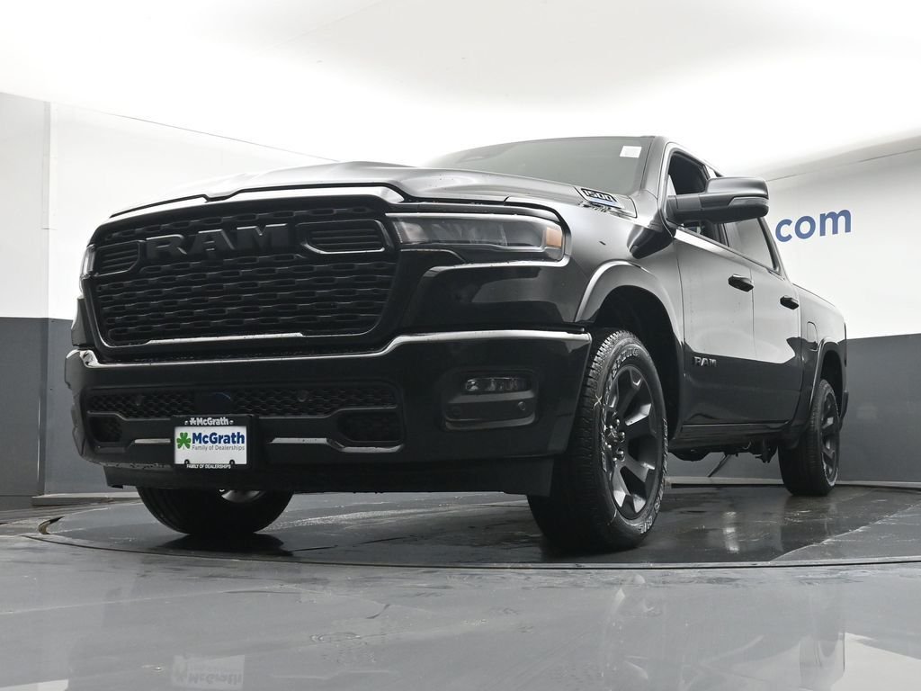 New 2026 Diamond Black Crystal Pearl-Coat Exterior Paint RAM Big Horn/Lone Star image 7