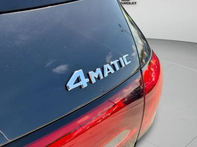 Used 2023 Gray Mercedes-Benz GLC 300 image 8
