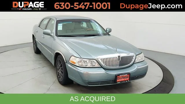 2004 Lincoln Town Car Ultimate's photo