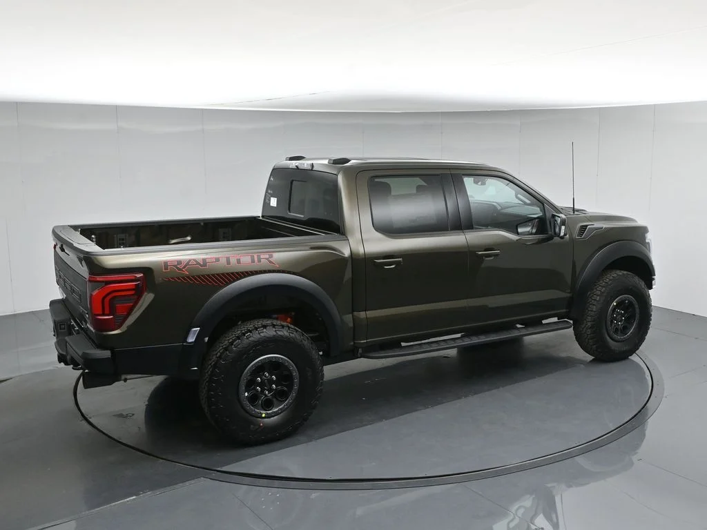 New 2026 Shelter Green Ford Raptor image 43