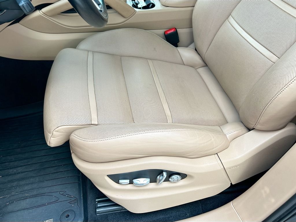 Used 2020 Black Porsche E-Hybrid image 11