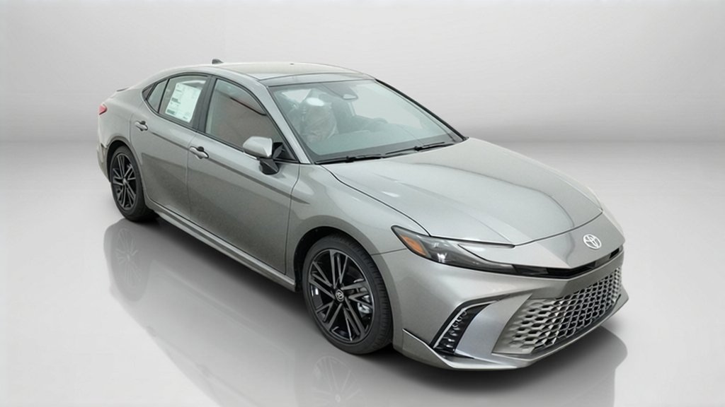New 2026 Heavy Metal Toyota XSE image 5