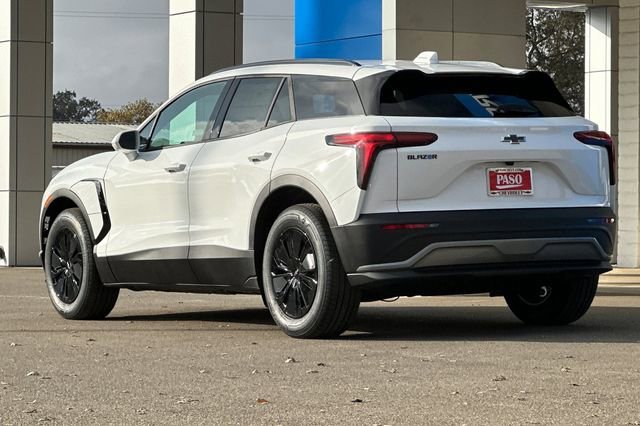 2026 Chevrolet Blazer EV LT - Photo 9