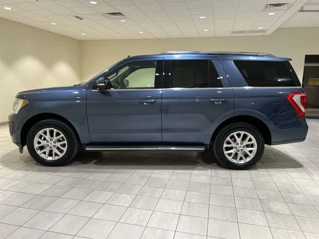 Certified Used 2020 Blue Metallic Ford XLT image 2