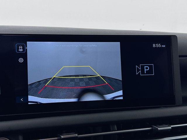 New 2026 White Hyundai SEL FWD image 22