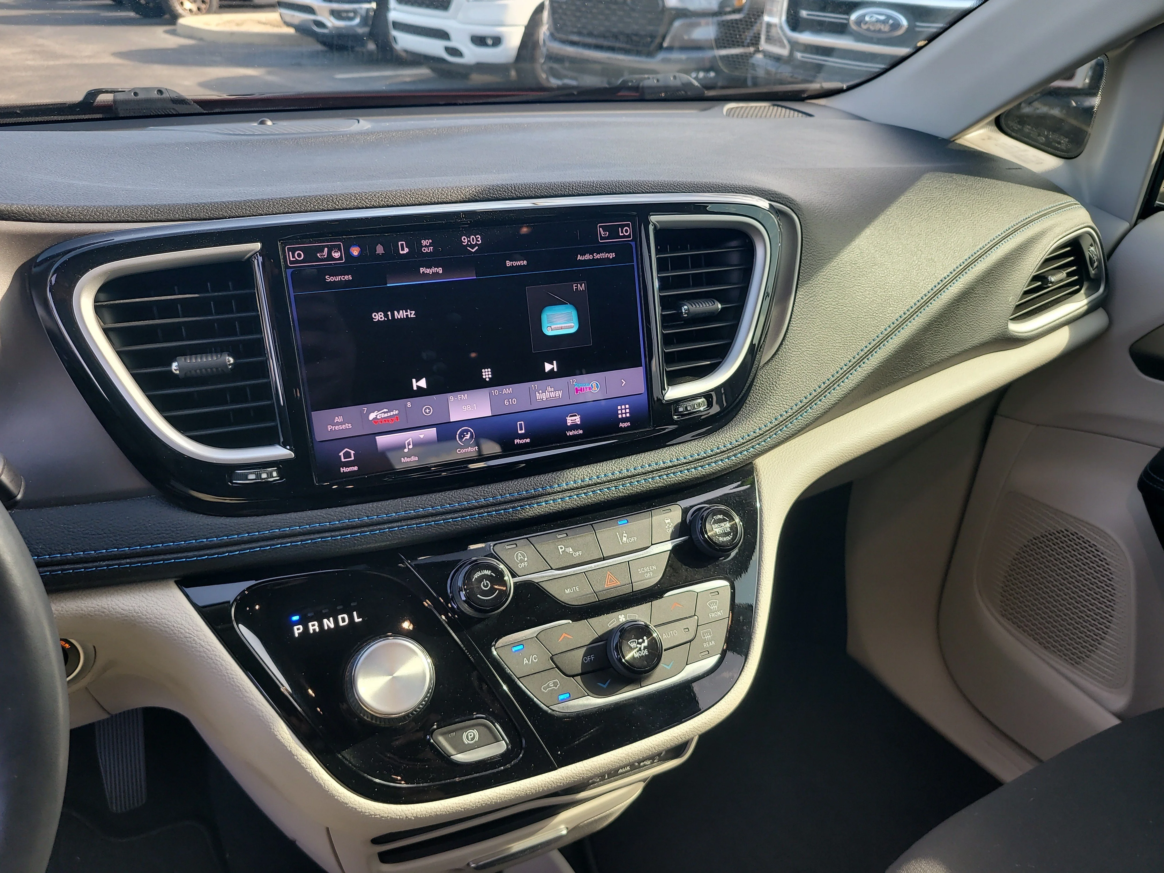 Used 2021 Velvet Red Pearlcoat Chrysler Touring image 19