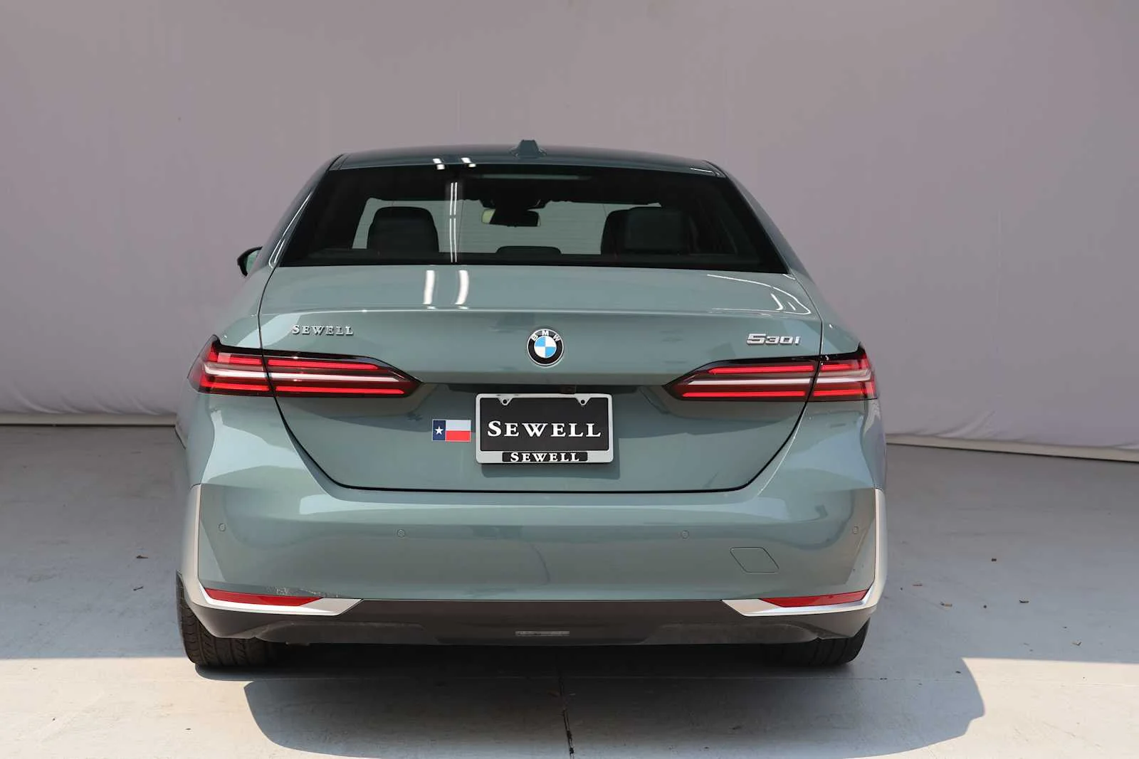 Certified Used 2025 Cape York Green Metallic BMW 530i image 8
