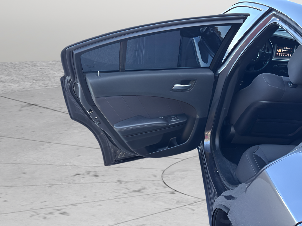 Used 2019 Gray Dodge SXT image 32