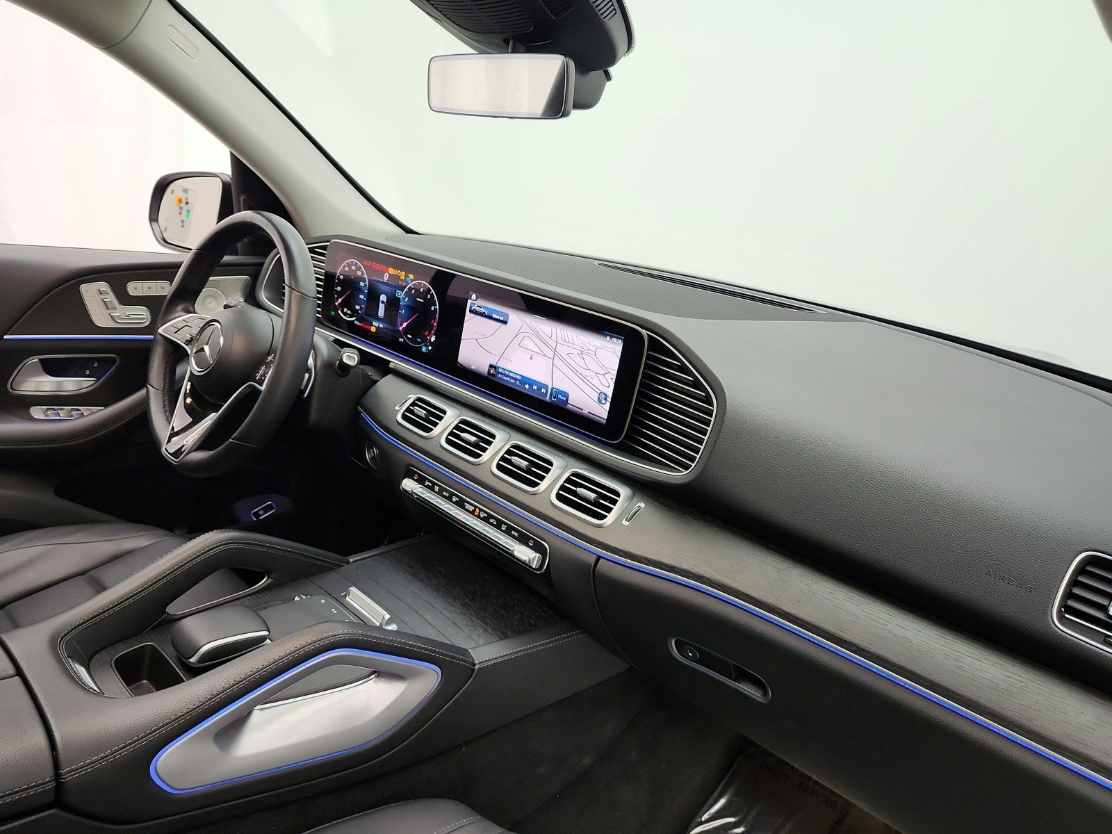 Used 2024 Black Mercedes-Benz GLE 350 4MATIC® SUV image 19