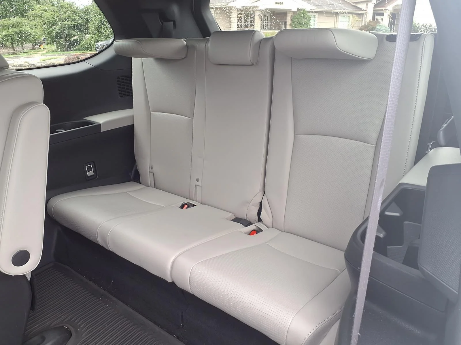 Used 2024 Wind Chill Pearl Toyota MAX Limited image 25