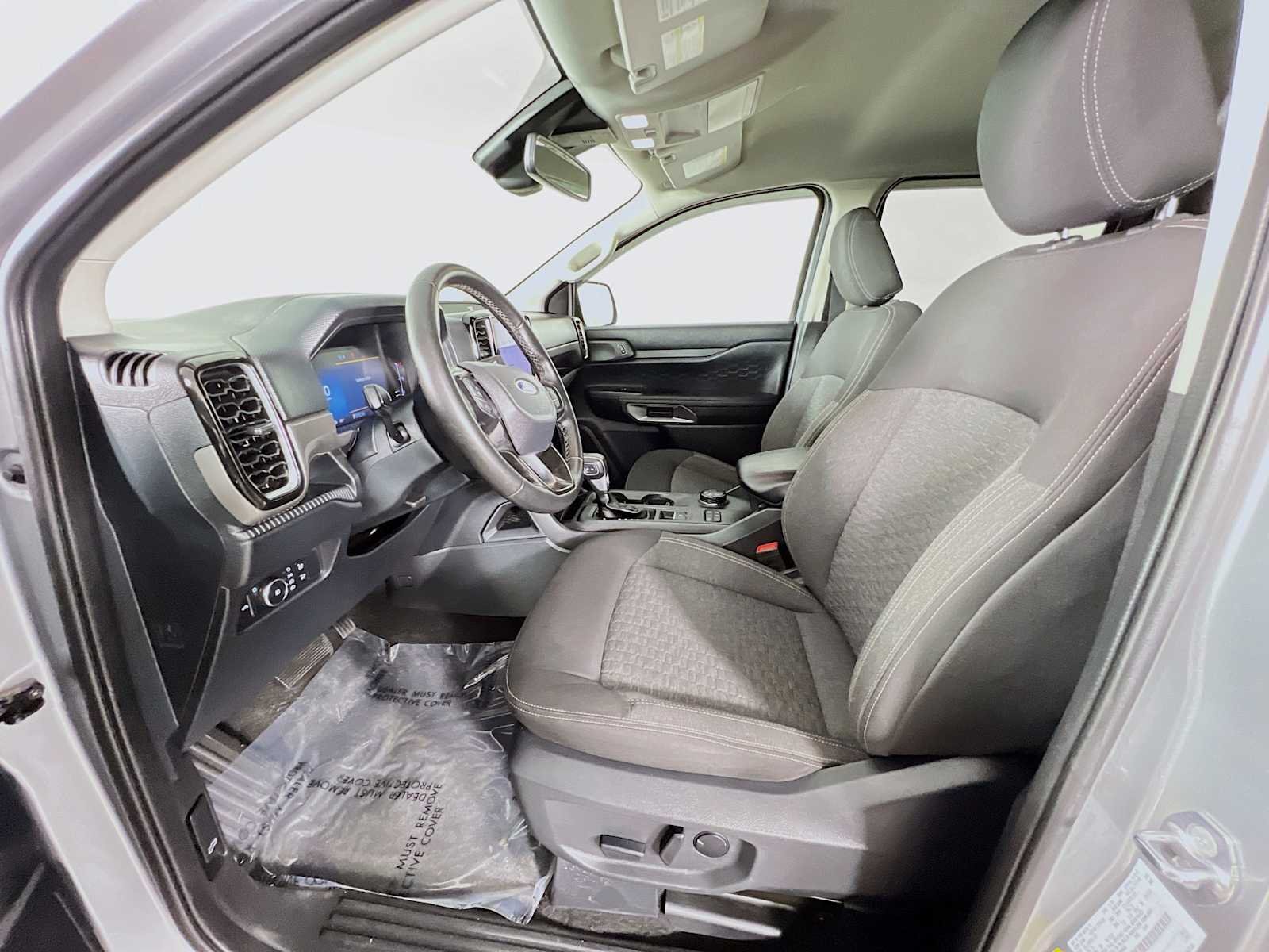 Used 2024 Iconic Silver Ford XLT image 22