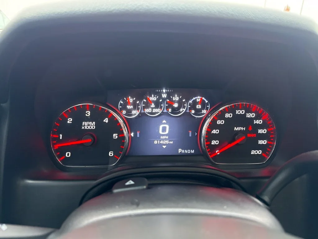 Used 2016 Gray GMC Denali image 20