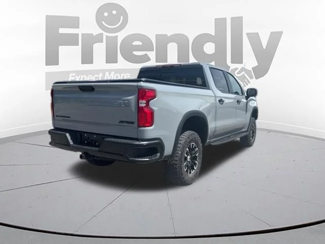 Used 2024 Gray Chevrolet ZR2 image 9