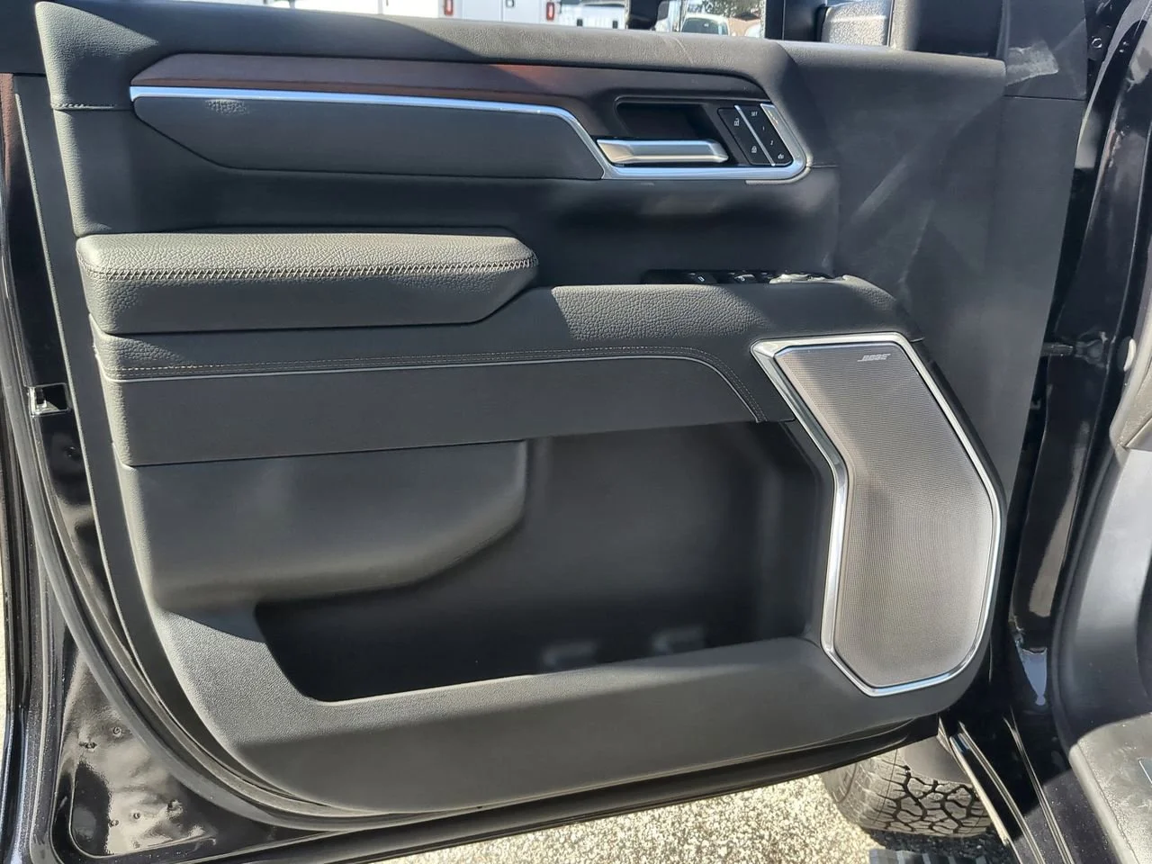 New 2026 Titanium Rush Metallic GMC Denali image 23